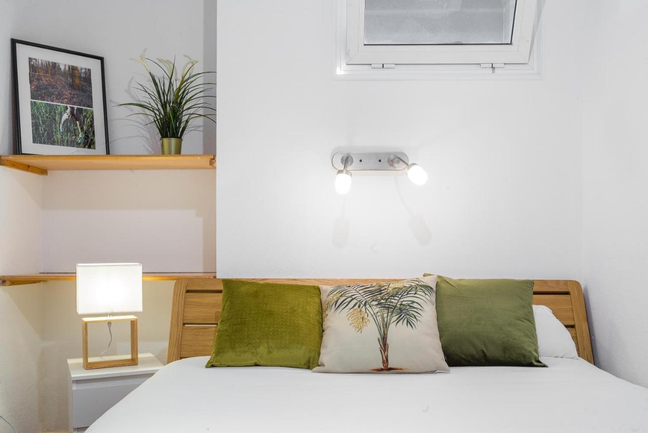 Lodging Apartments Illa Diagonal บาร์เซโลนา ภายนอก รูปภาพ